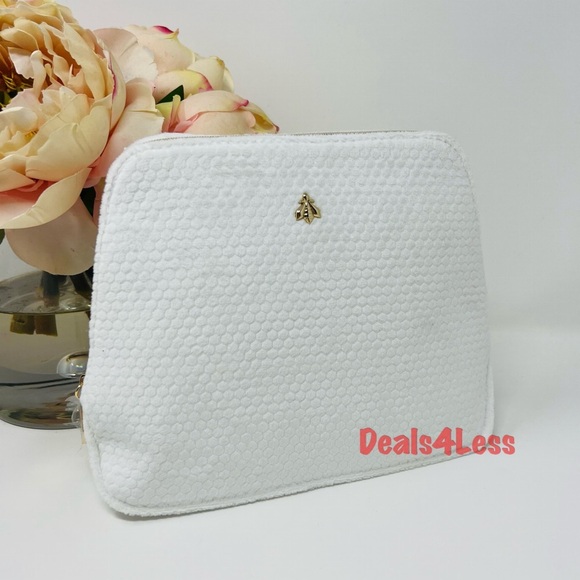 NEW!!! Guerlain Cosmetic Pouch Velour Bag Makeup Case Filled With Products - Picture 2 of 16